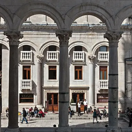 Anboan * Split